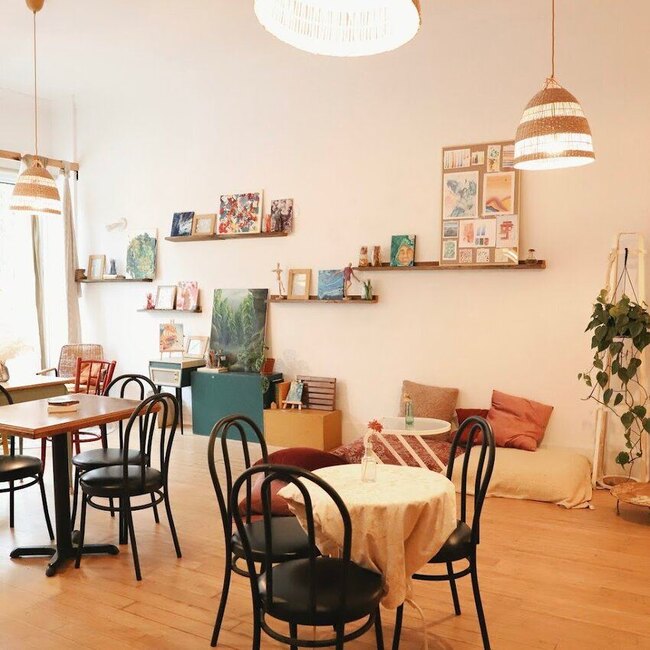 Caf&eacute; des habitudes - Restaurants P&acirc;tisseries pr&egrave;s de: H2G2C8