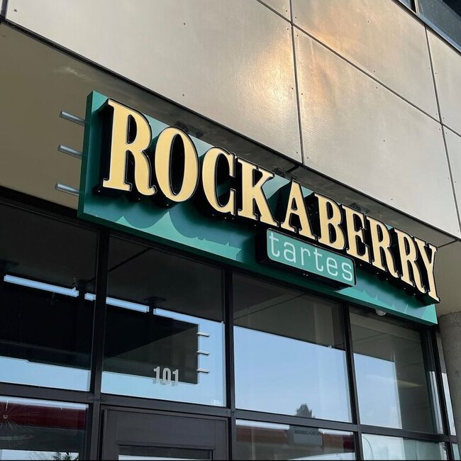 Rockaberry Express - Montreal Pastries, Desserts & Sweets, Bakeries Open Lunch Restaurants
