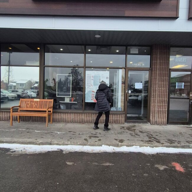 Tili - Restaurants pr&egrave;s de: J4W3H3