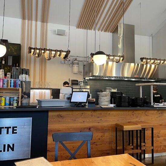 Buvette du Moulin - Burgers, Sandwiches Restaurants in Quebec