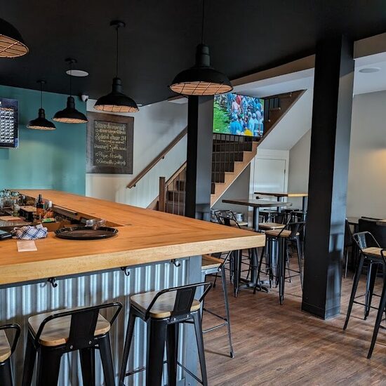 Pub Ruisseau Noir - Restaurants de Montréal