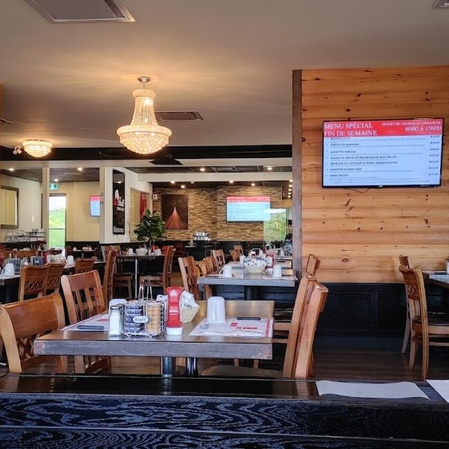 Coco Frutti -  Restaurants Near: J1L1W1