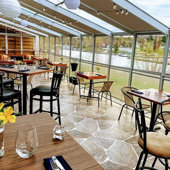 Au Comptoir MarCel - Mediterranean, Moroccan Restaurants in Magog