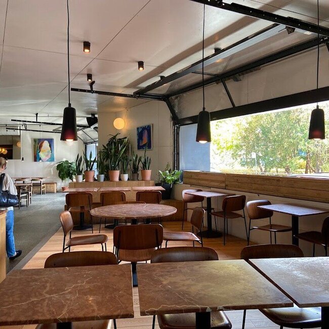 L'id&eacute;al Bar & Contenus - Restaurants in Latin Quarter