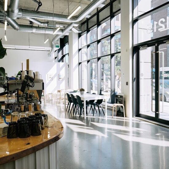 Caf&eacute; l&eacute;o - Breakfast, Caf&eacute;s Restaurants in Montreal