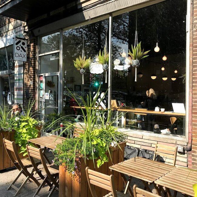 Caf&eacute; DAX - Restaurants Grand choix de vins Ouverts le matin Montr&eacute;al