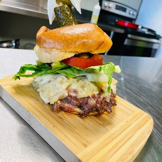 Bouffe-Tout Traiteur - Restaurants Commande en ligne, Buffet de Montréal