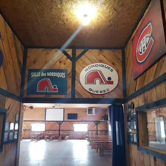 Cabane &agrave; sucre des Sportifs - Restaurants Ouverts mardi Saint-Esprit