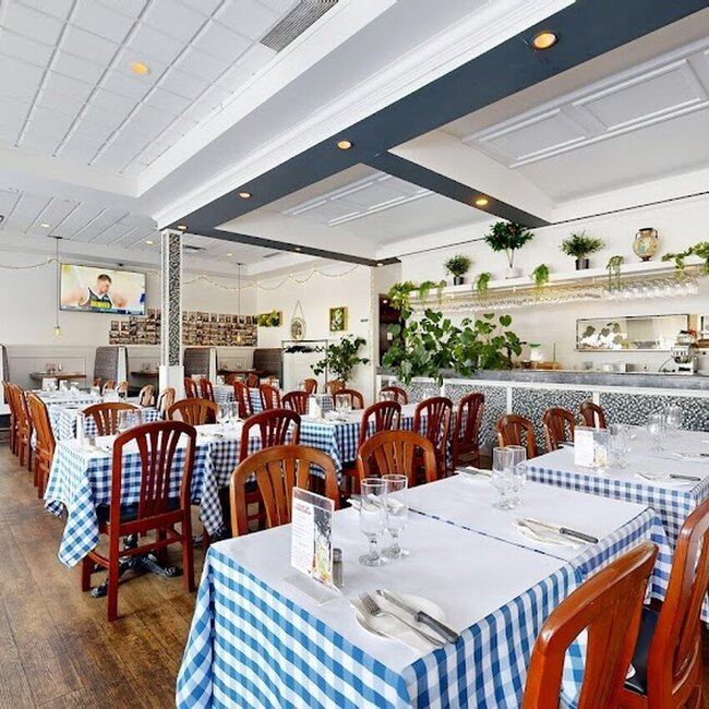 Gyro Grill - Greater Montreal Greek Open Sunday Restaurants