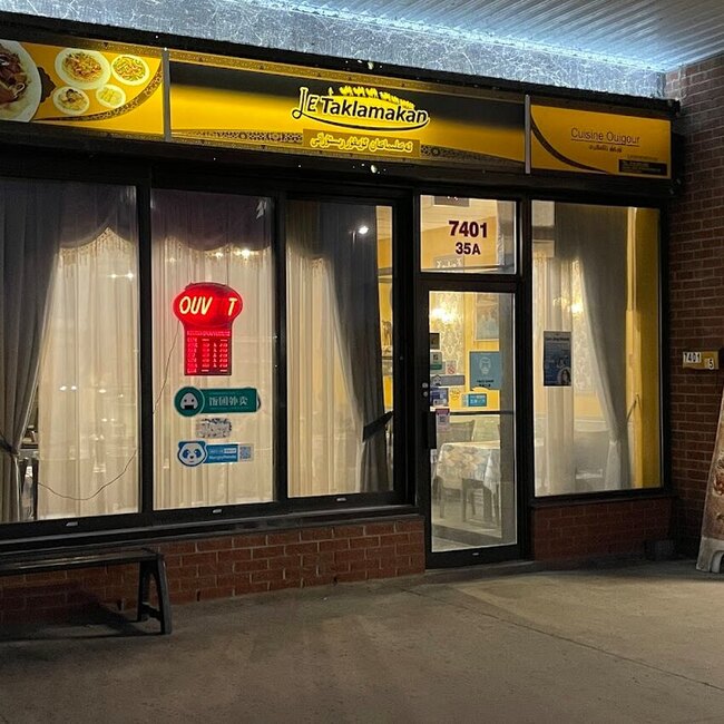 Le Taklamakan - Chinese Restaurants Near: H4E3J2