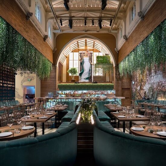 Yoko Luna Restaurant