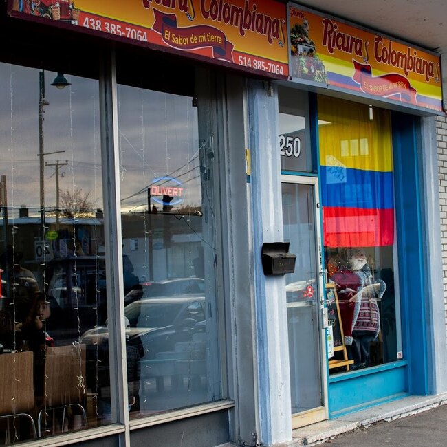 Ricuras Colombianas - Restaurants pr&egrave;s de: H1S1L9