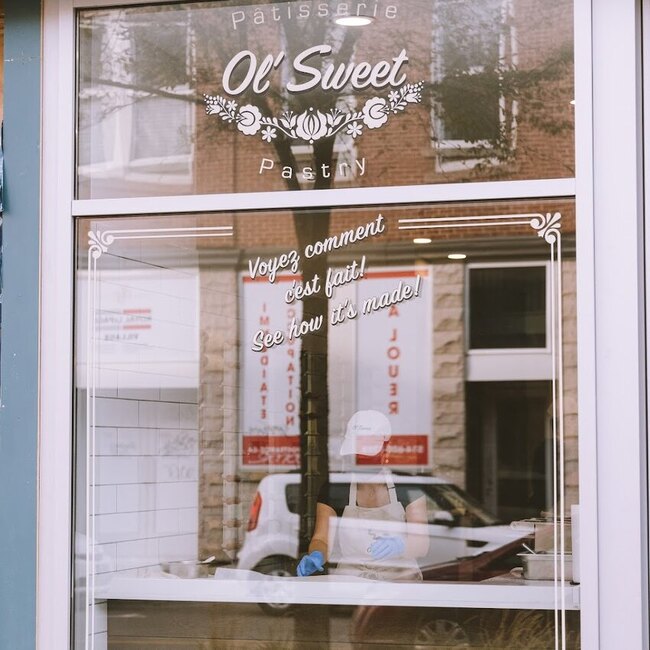 Ol' Sweet Pastry - Restaurants Grecs, Pâtisseries près de: H2V4E4