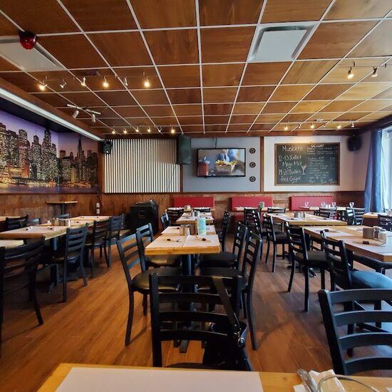 Bistrot Bar La Fonderie - Restaurants Grillades, Italiens de Québec