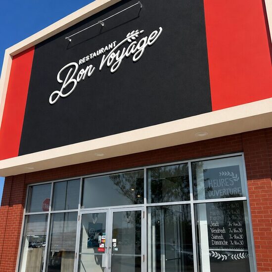 Restaurant Bon Voyage - Sandwiches in Quebec