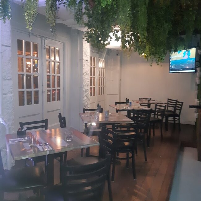 Délices & Rhums - Breakfast, Cafés, Bubble Tea Restaurants Near: H2Y2E2