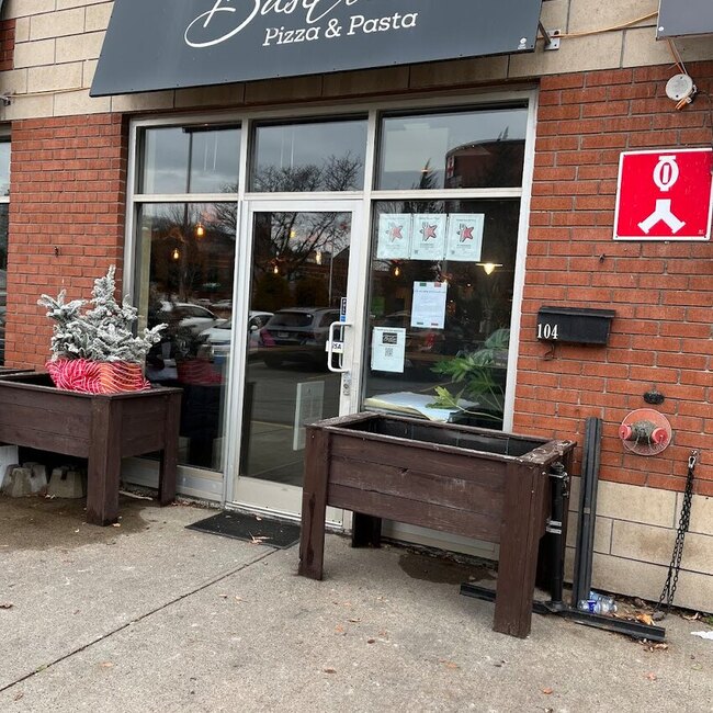 Basilico Pizza and Pasta Restaurant Montréal: Menu, Avis & Réserver (2026)