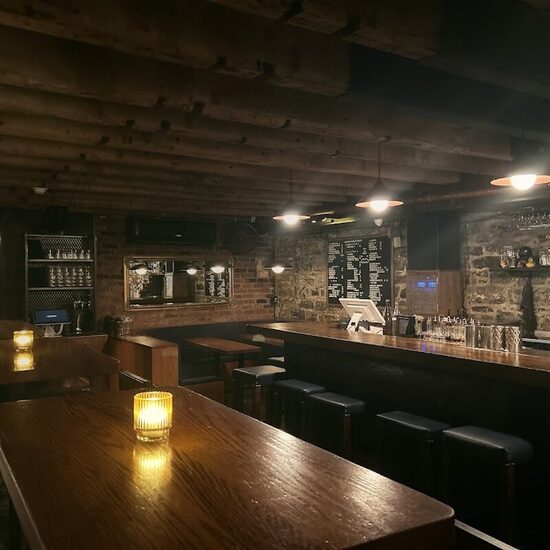 The Coldroom - Great selection of cocktails, Cocktail Bars Restaurants in Montreal