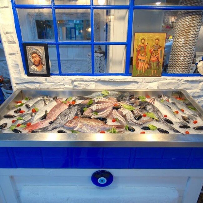 Jardin Petros - Peruvian, Seafood/Fish Restaurants Near: H2E1C8