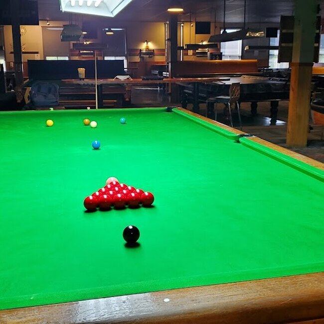 Resto Billard Snooker La Bande Au Coin - Restaurants pr&egrave;s de: J4K4Y9