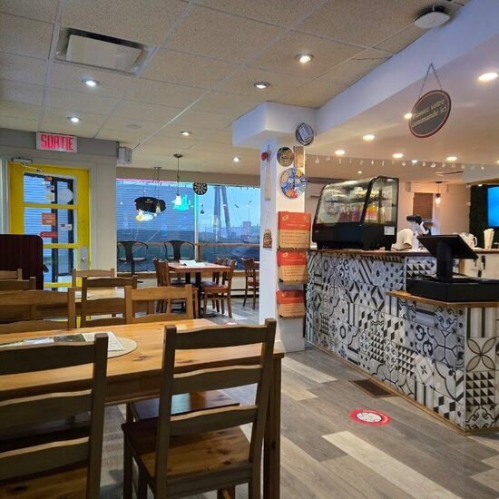 Pizza Ramos - Restaurants Français, Grillades, Réconforts, Salades, Poutines de Québec
