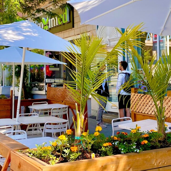 Alejandro - Restaurants pr&egrave;s de: H2L2R4