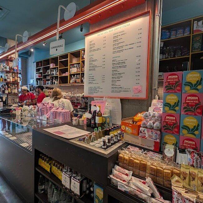 Bar Caffettiera Restaurant
