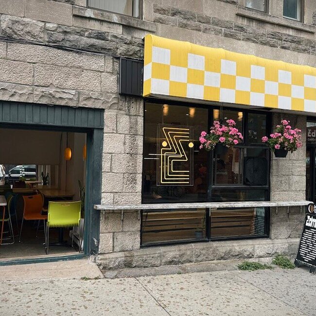 Edmond Caf&eacute; Cantine - Chilean, Caf&eacute;s, Bubble Tea Restaurants Near: H2V4E4