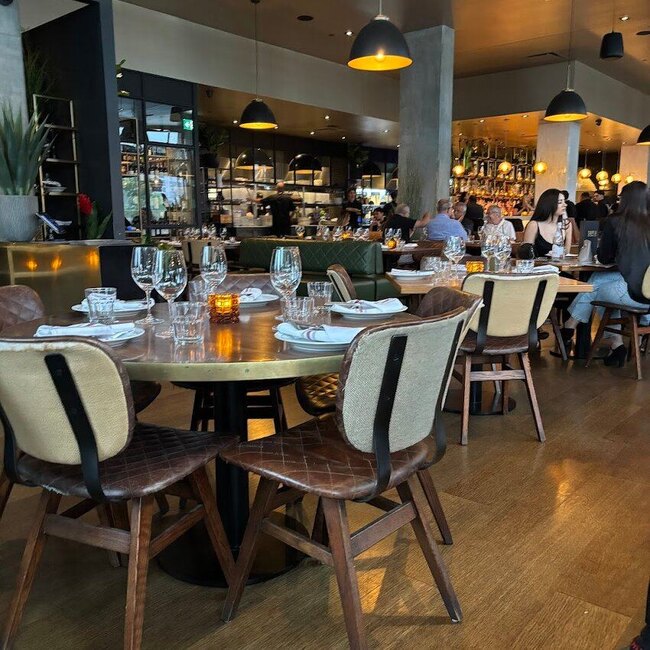 Pizzeria Sofia Laval Restaurant: Menu, Reviews & Reserve (2026)