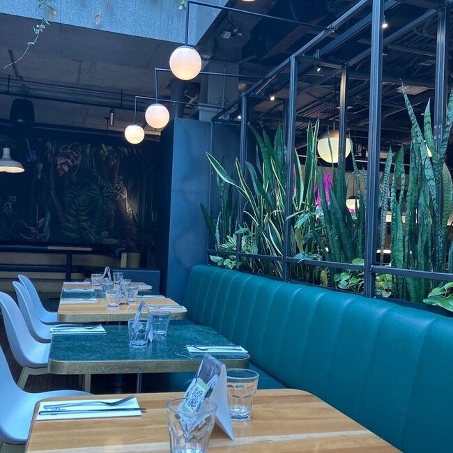 Arthurs Nosh Bar - Vegetarian Brunch Restaurants Near: H4E1A2