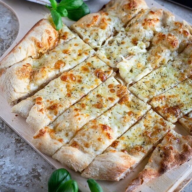 Bravo Pizza - Restaurants près de: J7P2A8