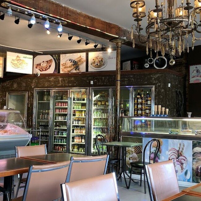 Reva Zy - Cr&ecirc;pes Restaurants Near: H2X2A3