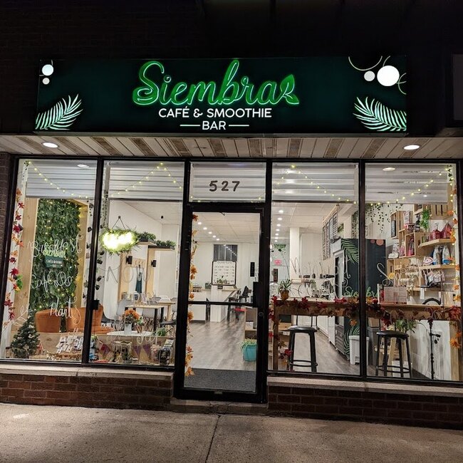 Siembra Café et Smoothie Bar - Restaurants in Laval-des-Rapides