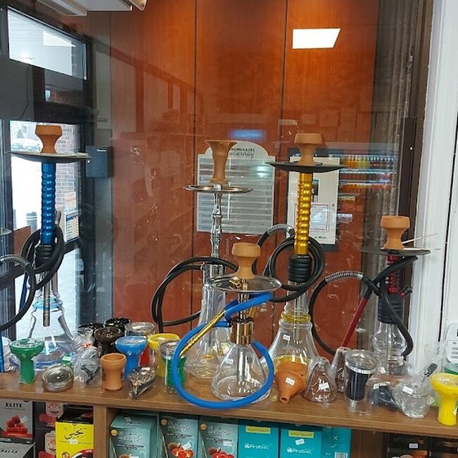 Palais d'Or - Restaurants pr&egrave;s de: H7E1A2