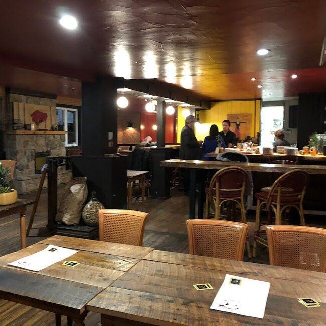 Nena - Tapas & Pintxo - Saint-Sauveur Open Sunday Restaurants