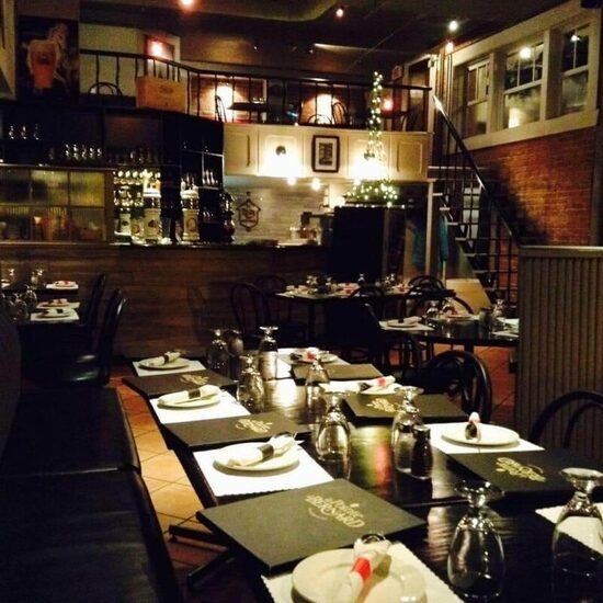 Restaurant La Pointe à Bernard - Restaurants de Montréal