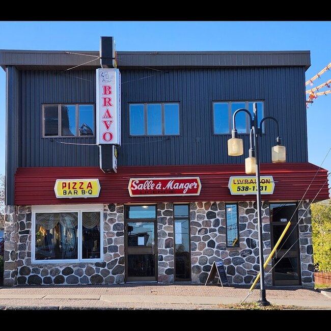 Restaurant Bravo Pizzeria - Shawinigan Restaurants