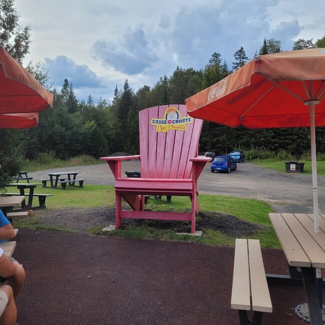 Casse-Croute Chez Claudette - Laurentians (North Shore) Swiss, Breakfast Restaurants