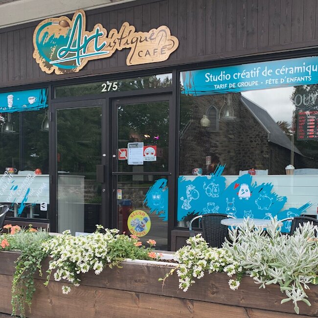 Artistique caf&eacute; Restaurant