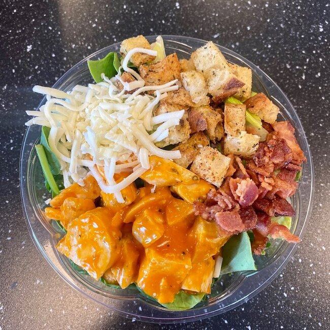 Messy Kitchen - Kahnawake Takeout Available Open Tuesday Restaurants