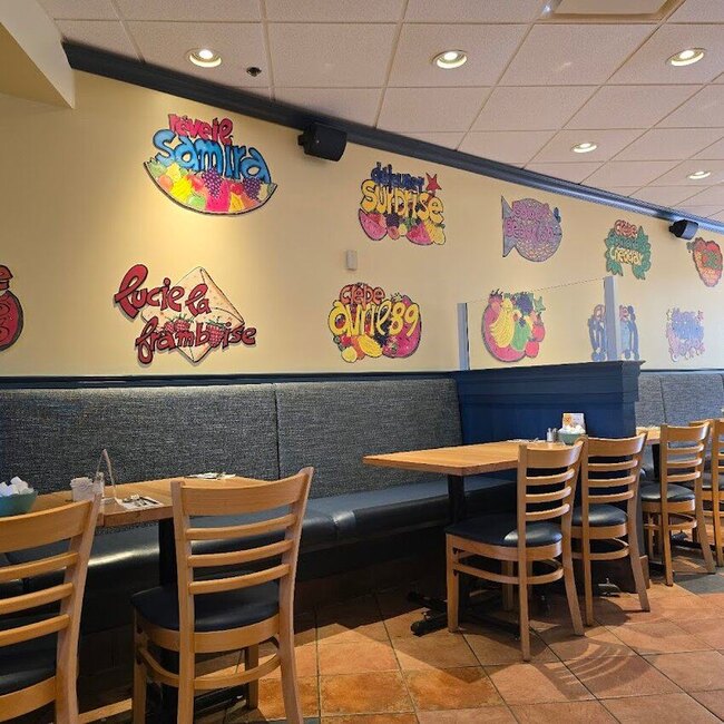 Cora D&eacute;jeuners et d&icirc;ners - Cora Restaurants in Montreal