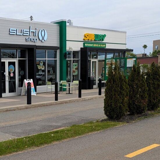 Sushi Shop - Asian, Chinese, Japanese, Korean, Thai Restaurants in Quebec
