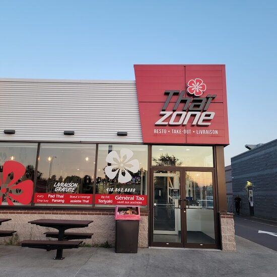 ThaïZone - Restaurants Entrée accessible aux fauteuils roulants de la Rive-Sud (Québec)