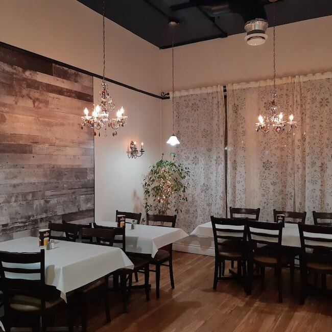 Restaurant C&ocirc;te d'Azur - Sherbrooke Market cuisine Open Supper Restaurants