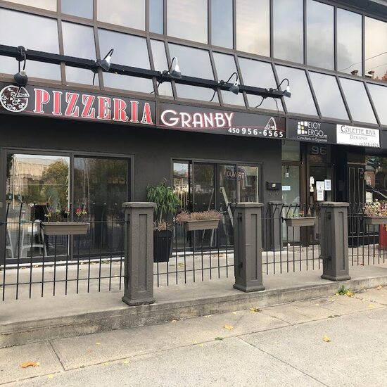 Pizza Granby - Restaurants pr&egrave;s de: J2G2V2