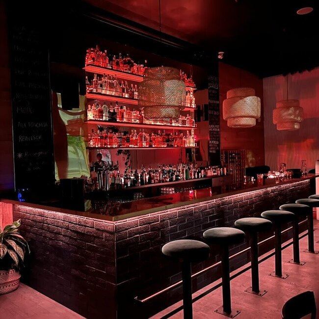 Oorja - Montreal-Southwest Open Tuesday Restaurants