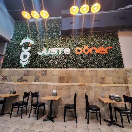 Juste Döner - Poutine, Breakfast Restaurants in Montreal