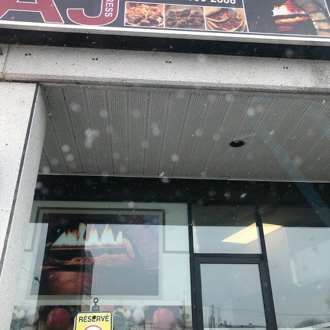 Le Pain Saj Express - Restaurants Moyen-Orient Ouverts le matin Montr&eacute;al