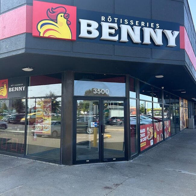 R&ocirc;tisseries Au Coq - Restaurants in Dollard-des-Ormeaux