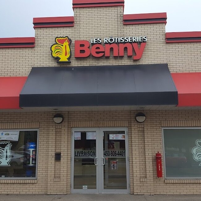 R&ocirc;tisserie Benny - Boucherville Wheelchair Accessible Entrance Restaurants